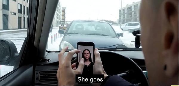 DEBT4k. Russischer Shopaholic von Schuldeneintreiber in Hubbys Gegenwart gefickt